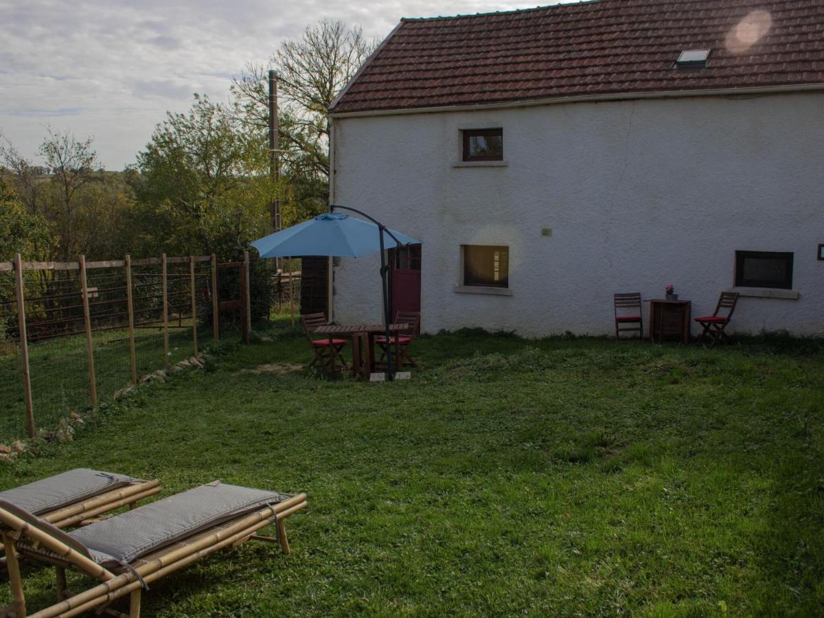 Pretty Gite With Private Pool Saint-Maurice-près-Pionsat Buitenkant foto